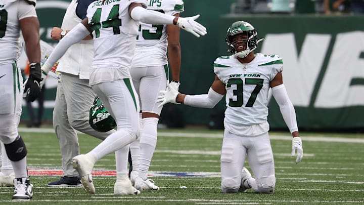 NY Jets, Bryce Hall